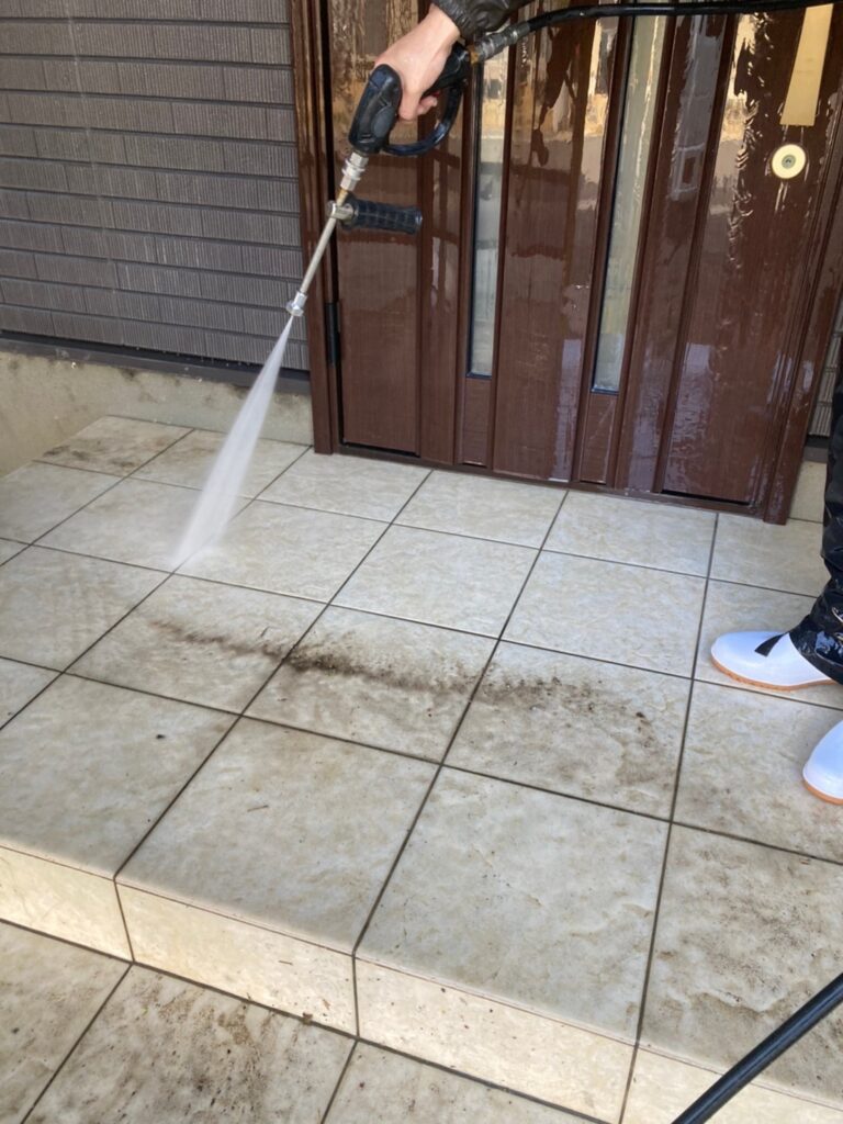 佐賀県鳥栖市 T様邸【住宅塗装】作業工程:高圧洗浄 写真12