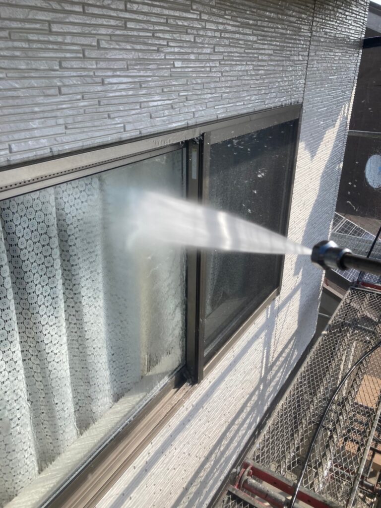 佐賀県鳥栖市 T様邸【住宅塗装】作業工程:高圧洗浄 写真6