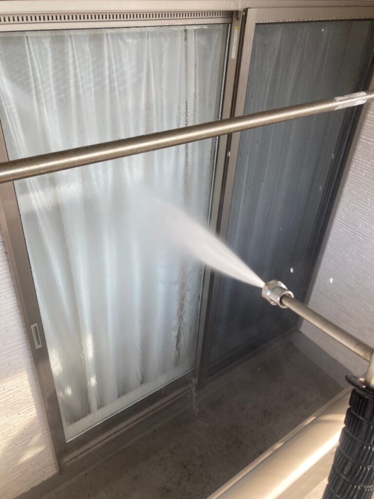 佐賀県鳥栖市 T様邸【住宅塗装】作業工程:高圧洗浄 写真8