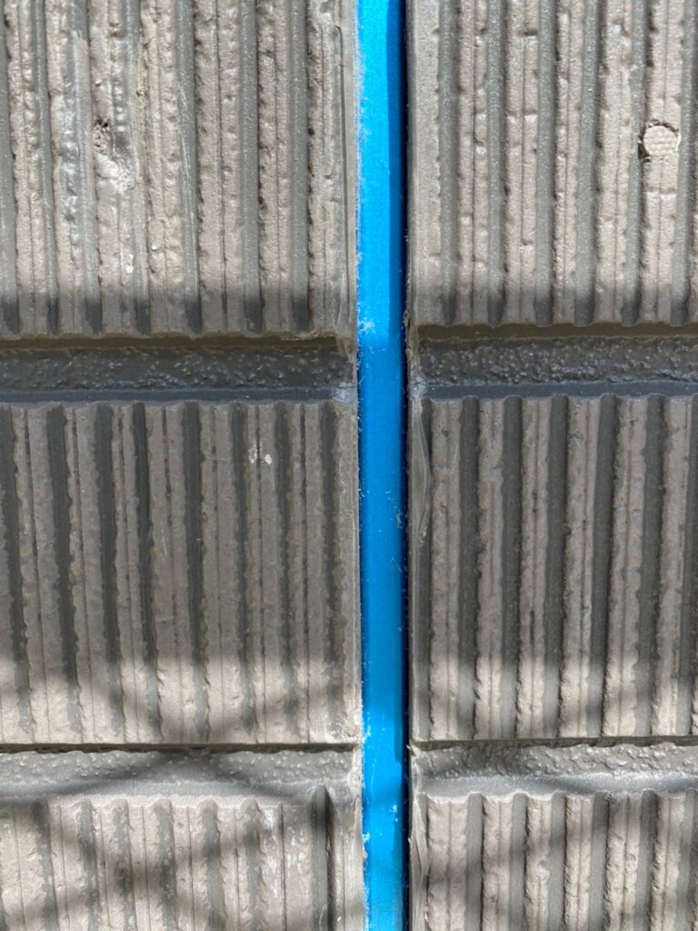 佐賀県鳥栖市 T様邸【住宅塗装】作業工程:旧コーキング撤去 写真9