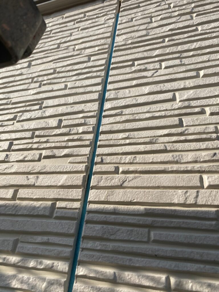 佐賀県鳥栖市 T様邸【住宅塗装】作業工程:旧コーキング撤去 写真13