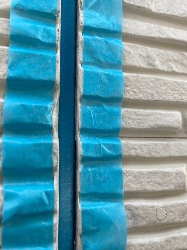 佐賀県鳥栖市 T様邸【住宅塗装】作業工程:コーキング養生 写真6