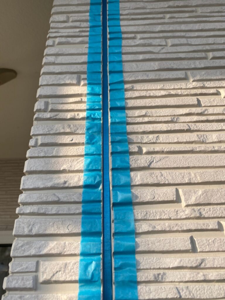 佐賀県鳥栖市 T様邸【住宅塗装】作業工程:コーキング養生 写真7