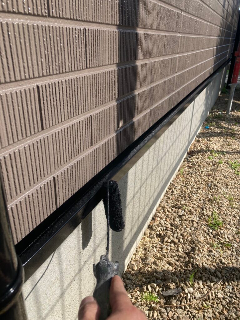 佐賀県鳥栖市 T様邸【住宅塗装】作業工程:付帯塗装2日目 写真11