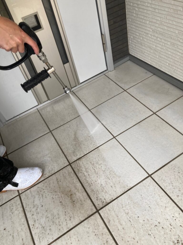 福岡県福岡市 H様邸【住宅塗装】作業工程:高圧洗浄 写真7