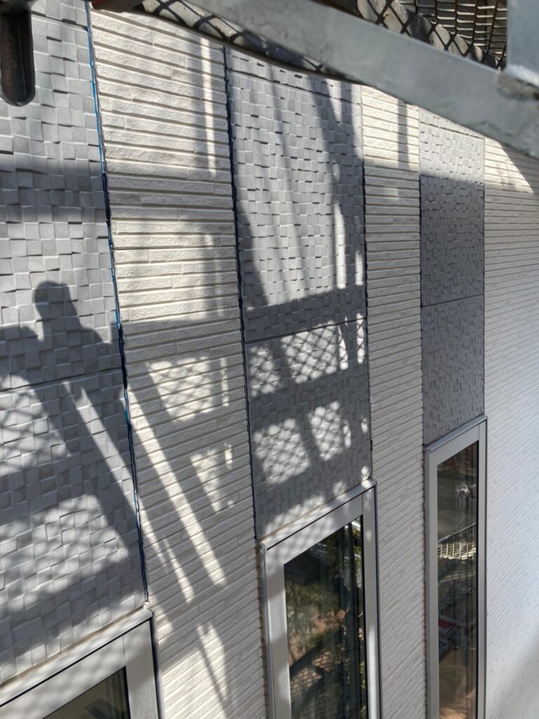 福岡県福岡市 H様邸【住宅塗装】作業工程:旧コーキング撤去 写真7