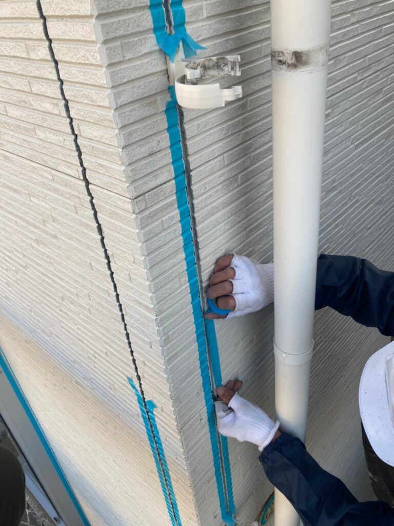 福岡県福岡市 H様邸【住宅塗装】作業工程:コーキング養生 写真3