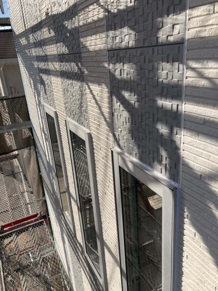 福岡県福岡市 H様邸【住宅塗装】作業工程:コーキング充填作業① 写真12