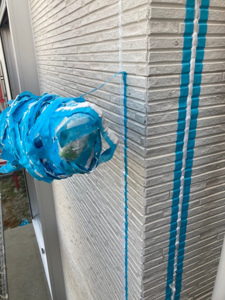 福岡県福岡市 H様邸【住宅塗装】作業工程:コーキング充填作業② 写真8