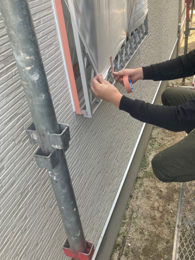 福岡県福岡市 H様邸【住宅塗装】作業工程:各所養生 写真1