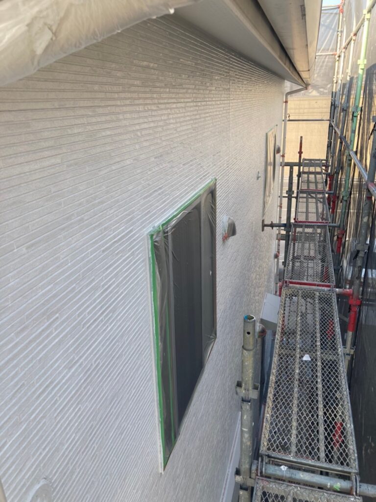 福岡県福岡市 H様邸【住宅塗装】作業工程:軒天塗装・外壁下塗り 写真10