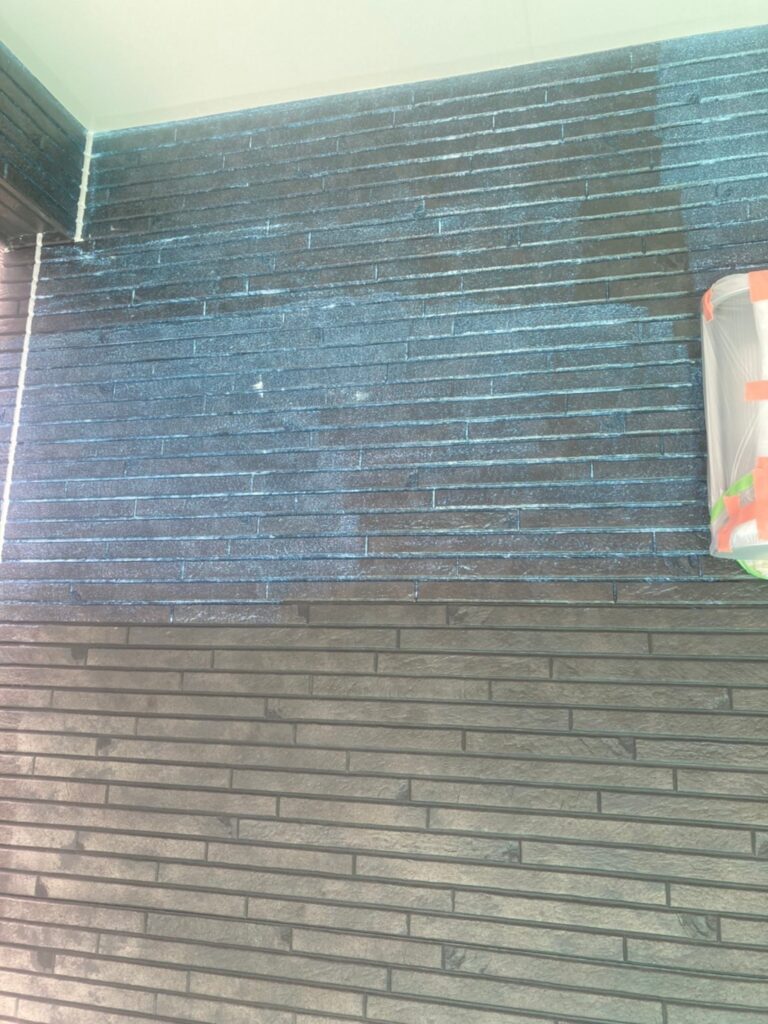 福岡県福岡市 H様邸【住宅塗装】作業工程:軒天塗装・外壁下塗り 写真14