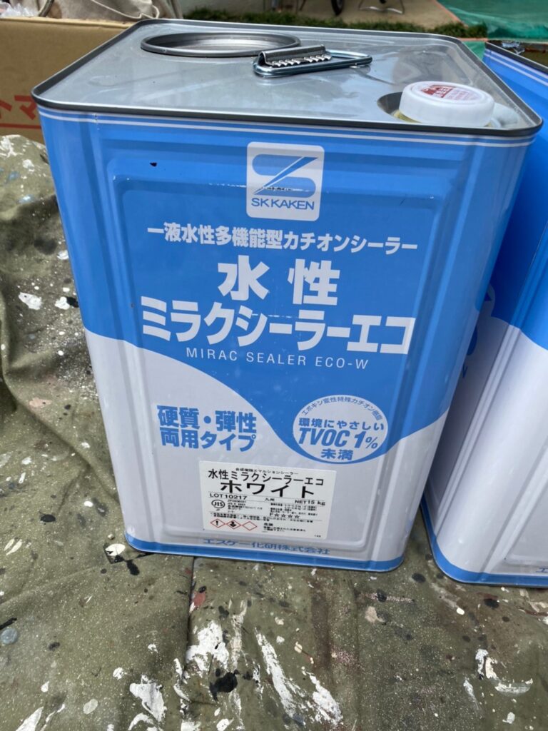 福岡県福岡市 H様邸【住宅塗装】作業工程:軒天塗装・外壁下塗り 写真7