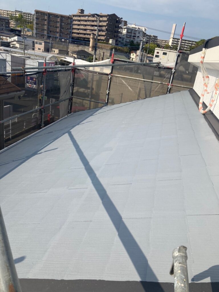 福岡県福岡市 H様邸【住宅塗装】作業工程:外壁上塗り・屋根下塗り 写真17