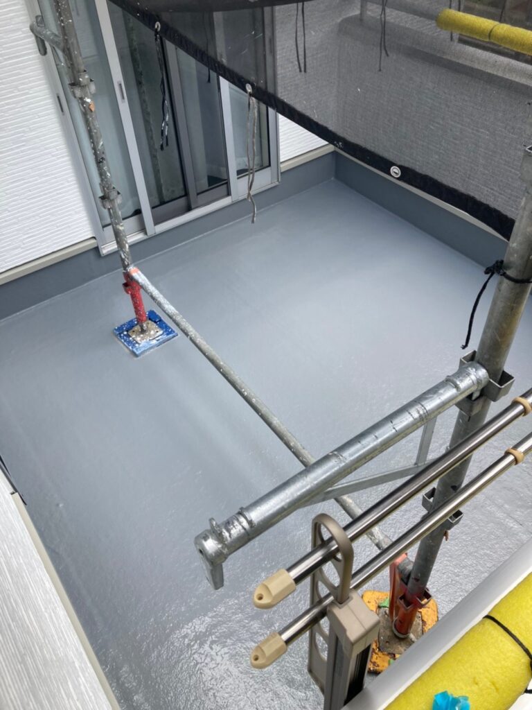 福岡県福岡市 H様邸【住宅塗装】作業工程:ベランダ防水塗装 写真9