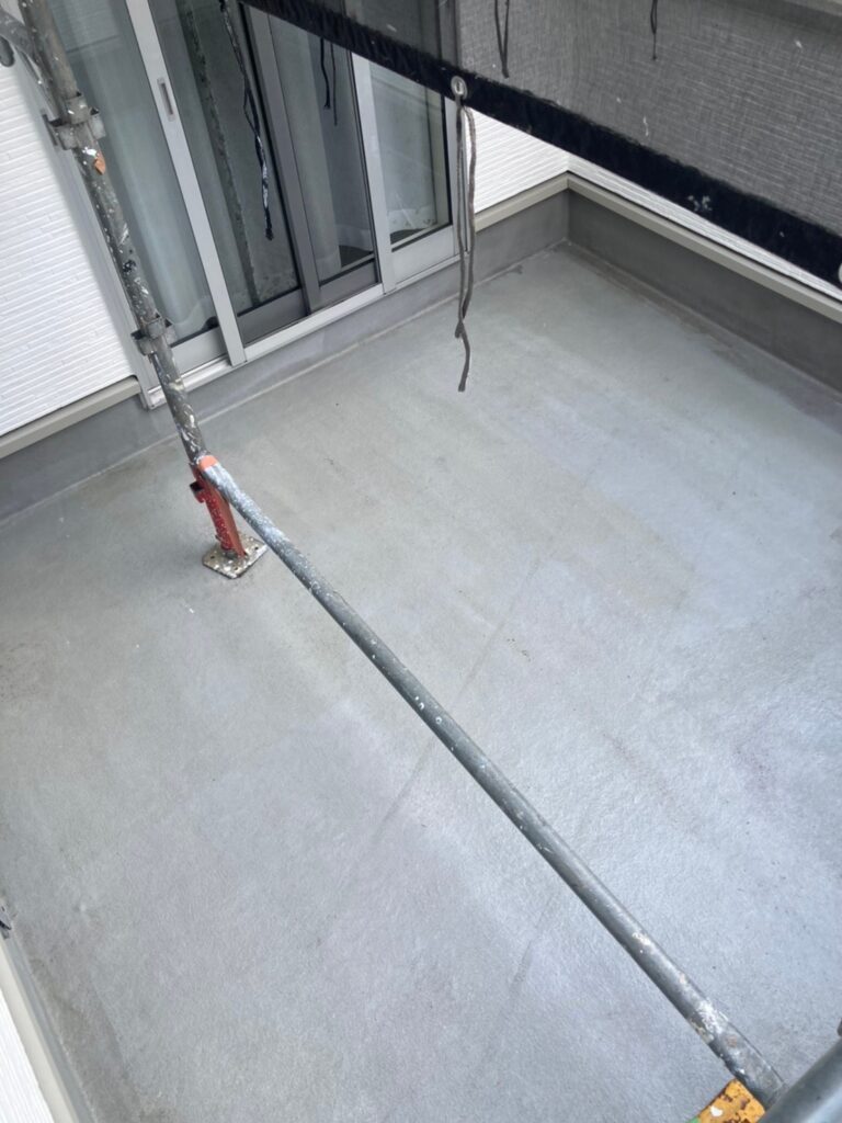 福岡県福岡市 H様邸【住宅塗装】作業工程:ベランダ防水塗装 写真5