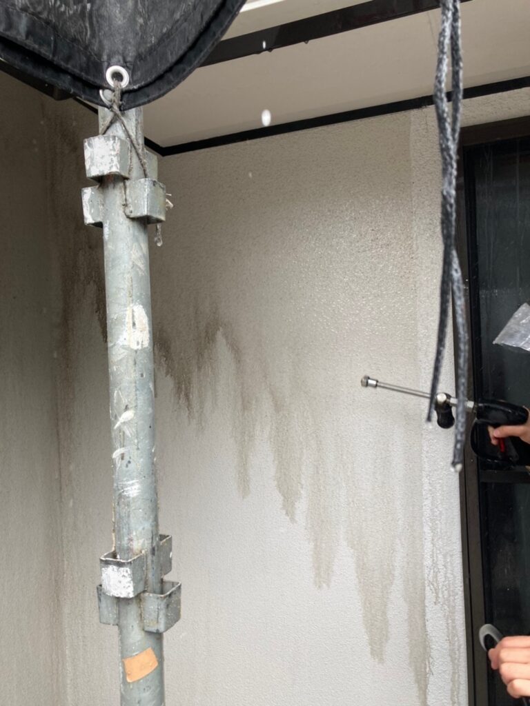 福岡県福岡市 K様邸【住宅塗装】作業工程:高圧洗浄 写真2