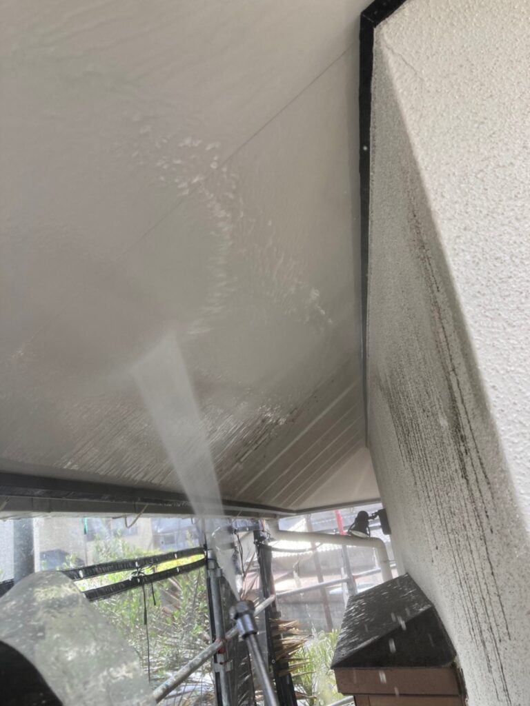 福岡県福岡市 K様邸【住宅塗装】作業工程:高圧洗浄 写真5