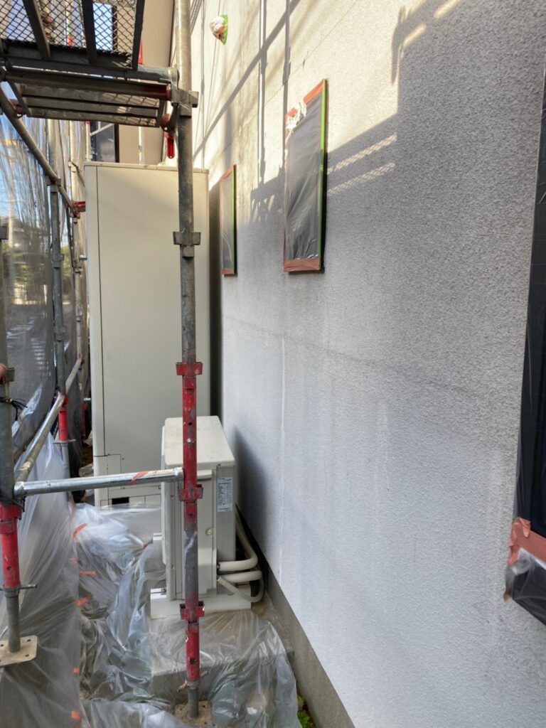 福岡県福岡市 K様邸【住宅塗装】作業工程:外壁目地処理と各所養生 写真5