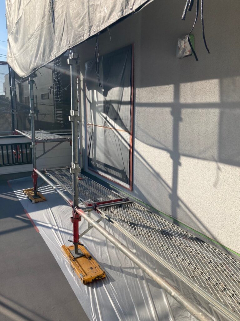 福岡県福岡市 K様邸【住宅塗装】作業工程:外壁目地処理と各所養生 写真8