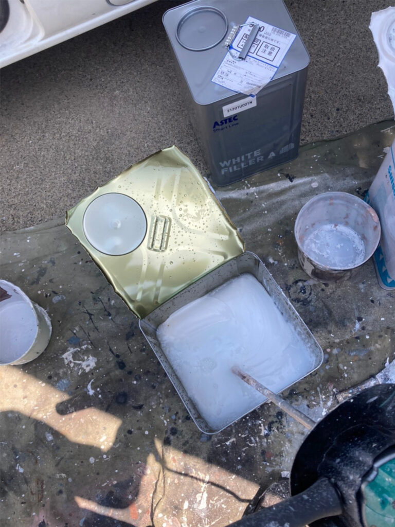 福岡県福岡市 K様邸【住宅塗装】作業工程:外壁下塗り(マスチック工法) 写真2