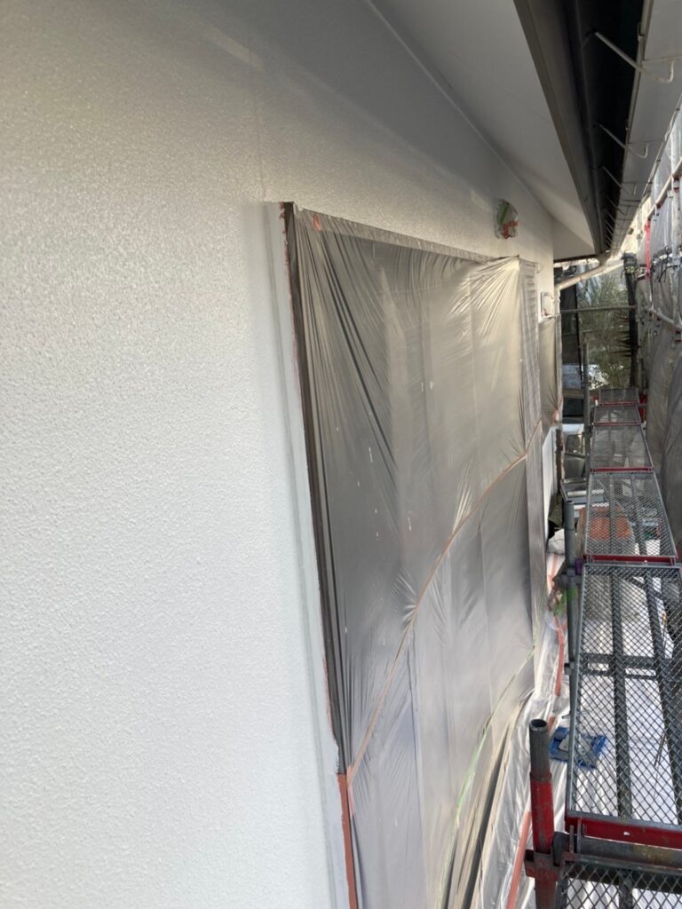 福岡県福岡市 K様邸【住宅塗装】作業工程:外壁の中塗りと上塗り 写真11