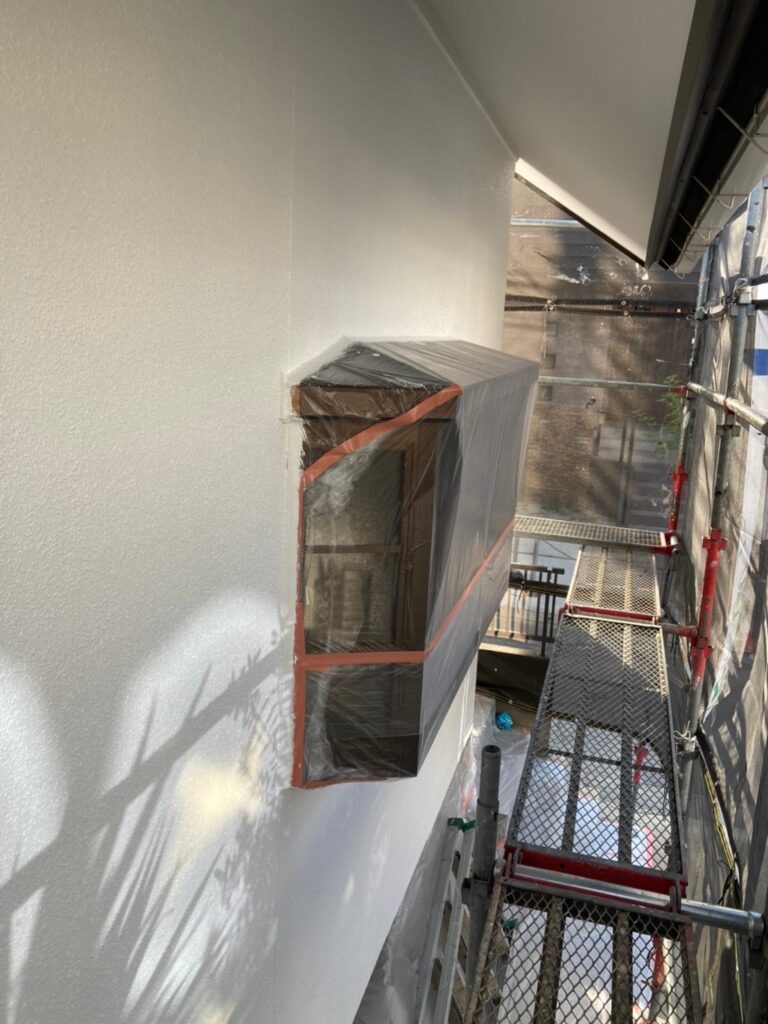 福岡県福岡市 K様邸【住宅塗装】作業工程:外壁の中塗りと上塗り 写真12