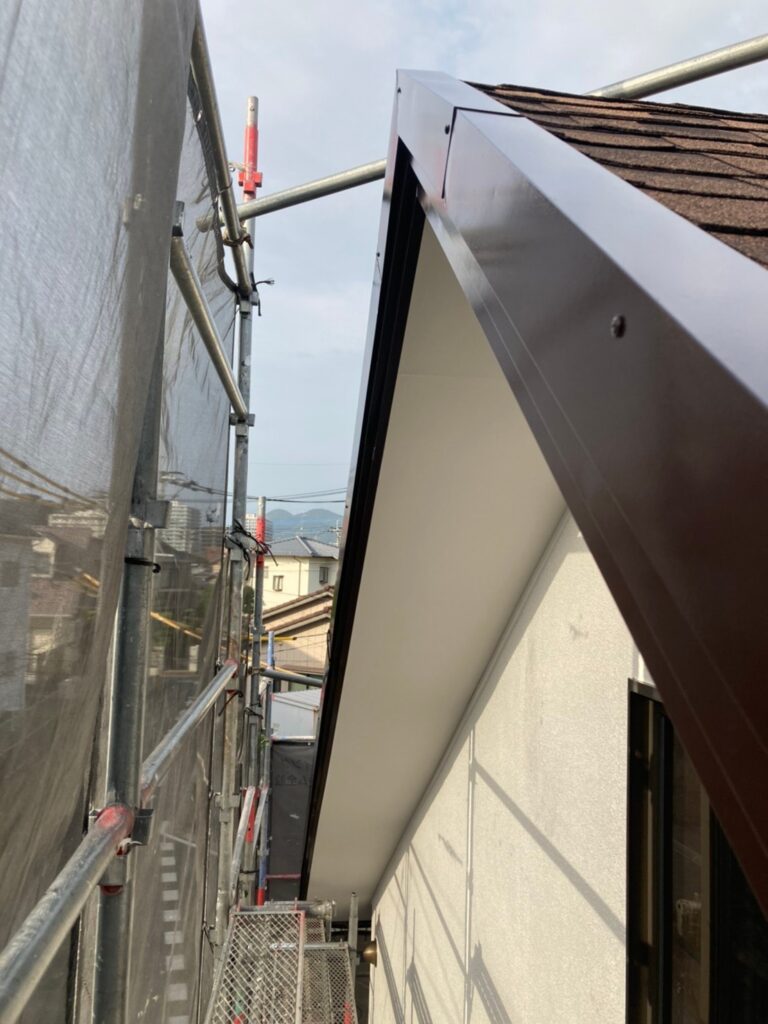 福岡県福岡市 K様邸【住宅塗装】作業工程:付帯塗装②と基礎巾木塗装 写真8