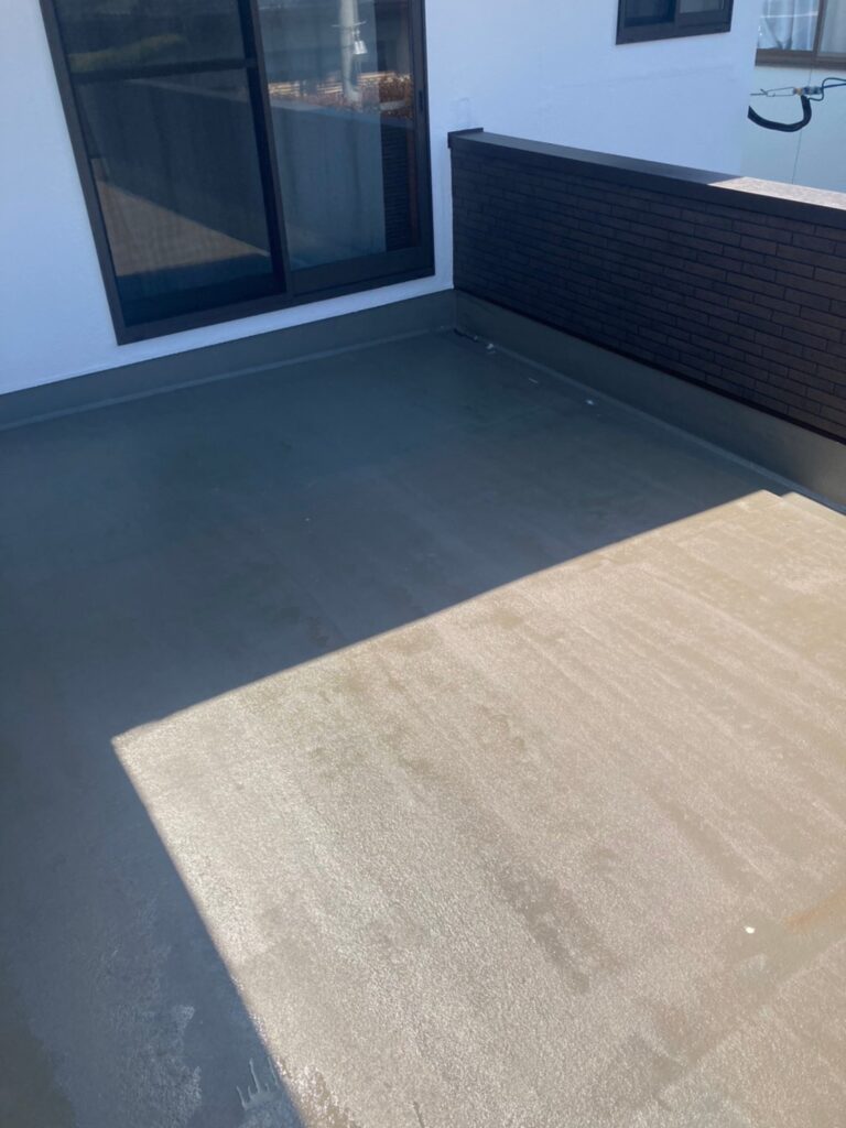 福岡県福岡市 K様邸【住宅塗装】作業工程:付帯塗装③とベランダ防水塗装 写真7