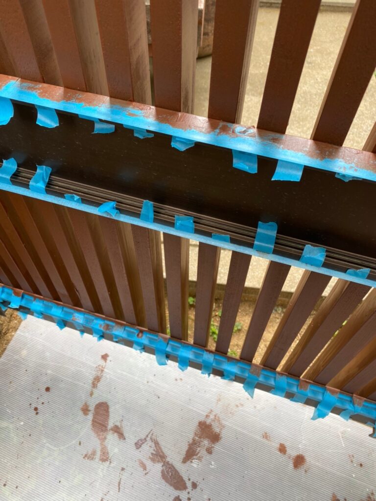 福岡県福岡市 K様邸【住宅塗装】作業工程:木製扉塗装と防犯カメラ取付 写真3