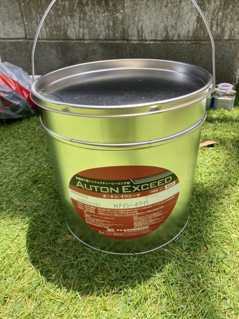 福岡県那珂川市 M様邸【住宅塗装】作業工程:コーキング充填 写真3