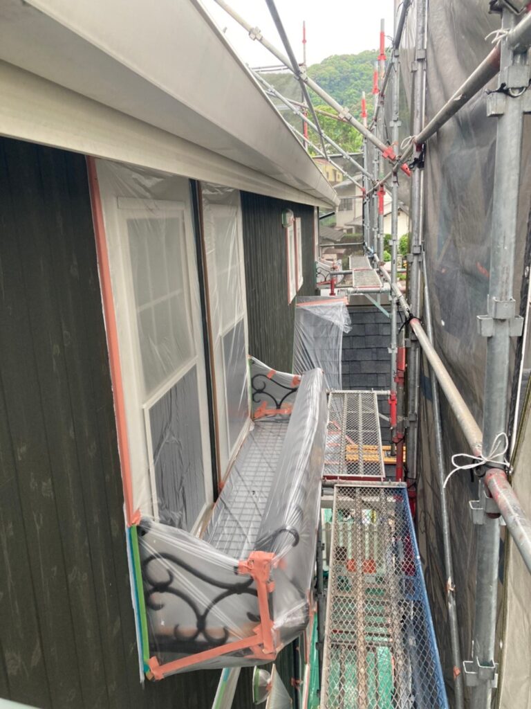 福岡県那珂川市 M様邸【住宅塗装】作業工程:各所養生 写真2
