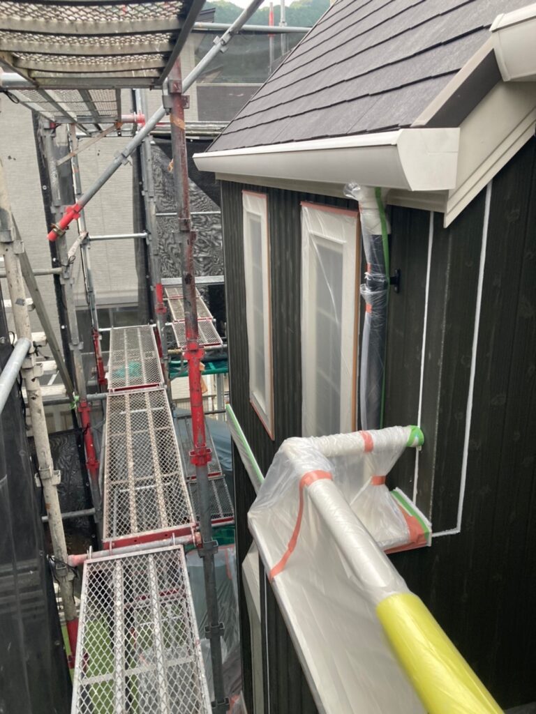福岡県那珂川市 M様邸【住宅塗装】作業工程:各所養生 写真4