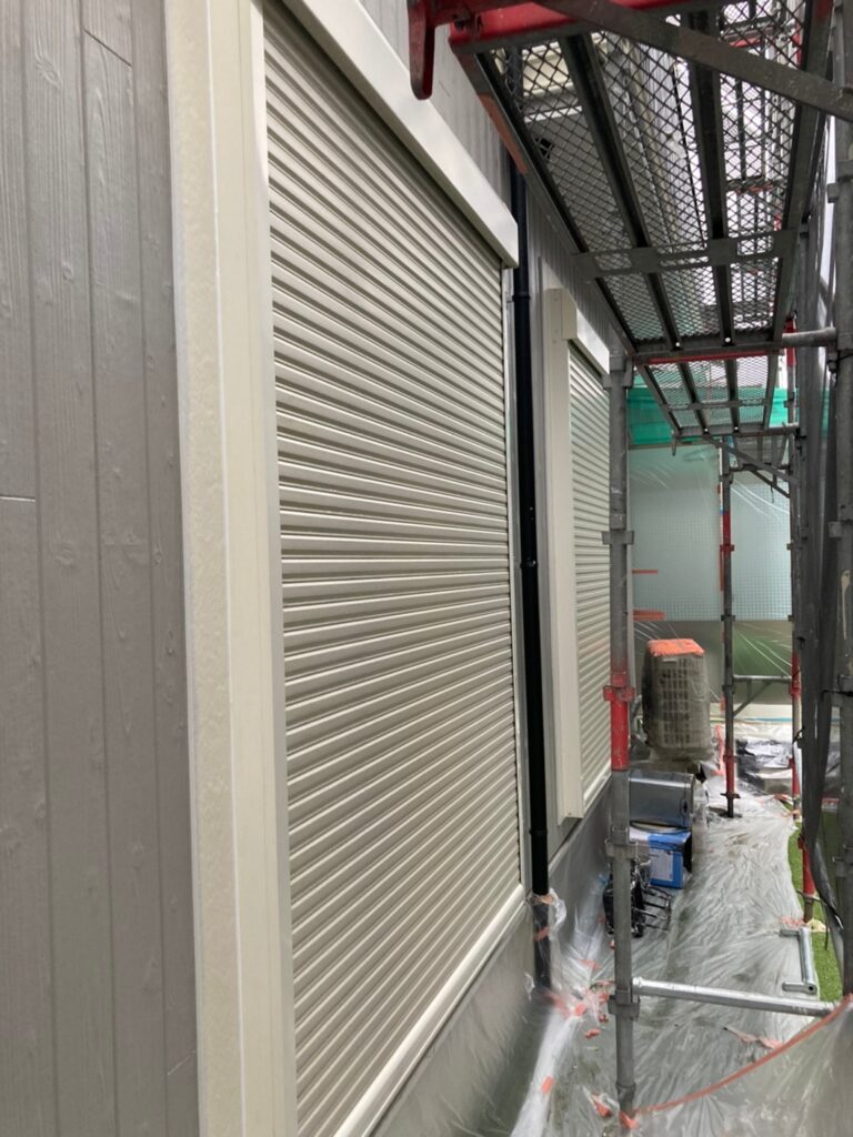 福岡県那珂川市 M様邸【住宅塗装】作業工程:外壁塗装の上塗り 写真12