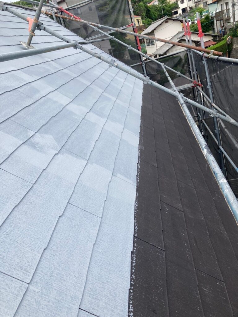 福岡県那珂川市 M様邸【住宅塗装】作業工程:屋根塗装の下塗り 写真3