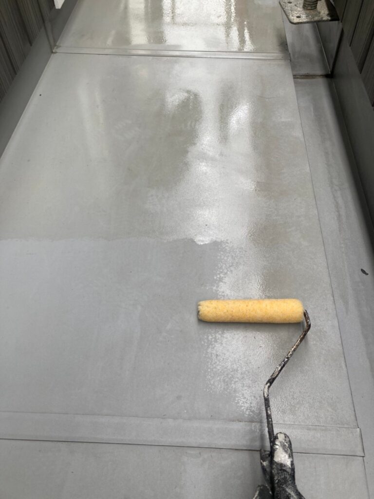 福岡県那珂川市 M様邸【住宅塗装】作業工程:ベランダ防水塗装 写真2