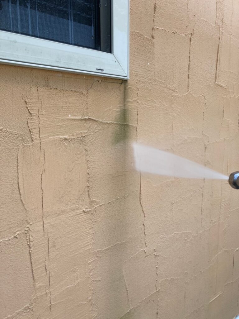 福岡県飯塚市 O様邸【住宅塗装】作業工程:高圧洗浄 写真9