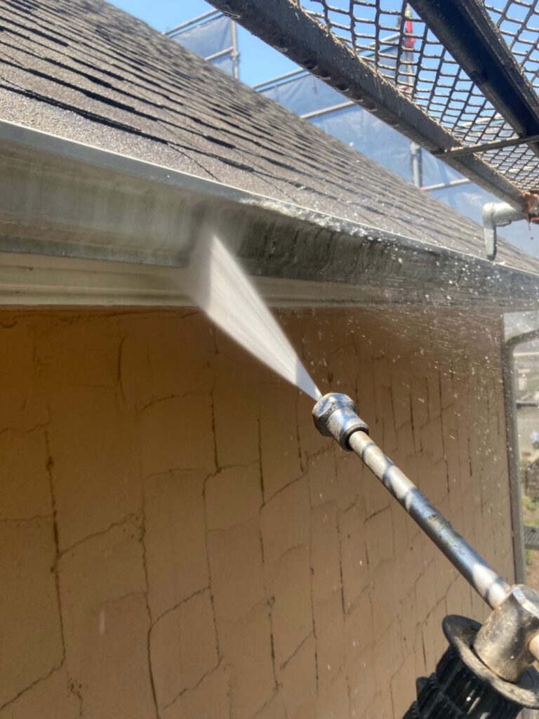 福岡県飯塚市 O様邸【住宅塗装】作業工程:高圧洗浄 写真3