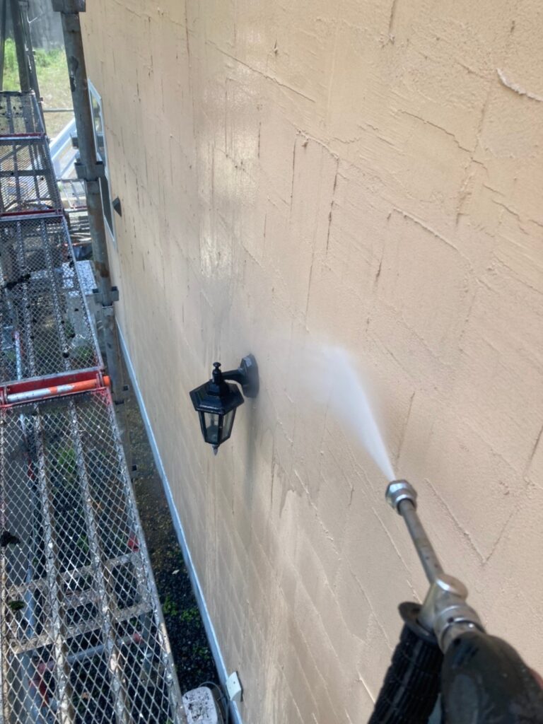 福岡県飯塚市 O様邸【住宅塗装】作業工程:高圧洗浄 写真7