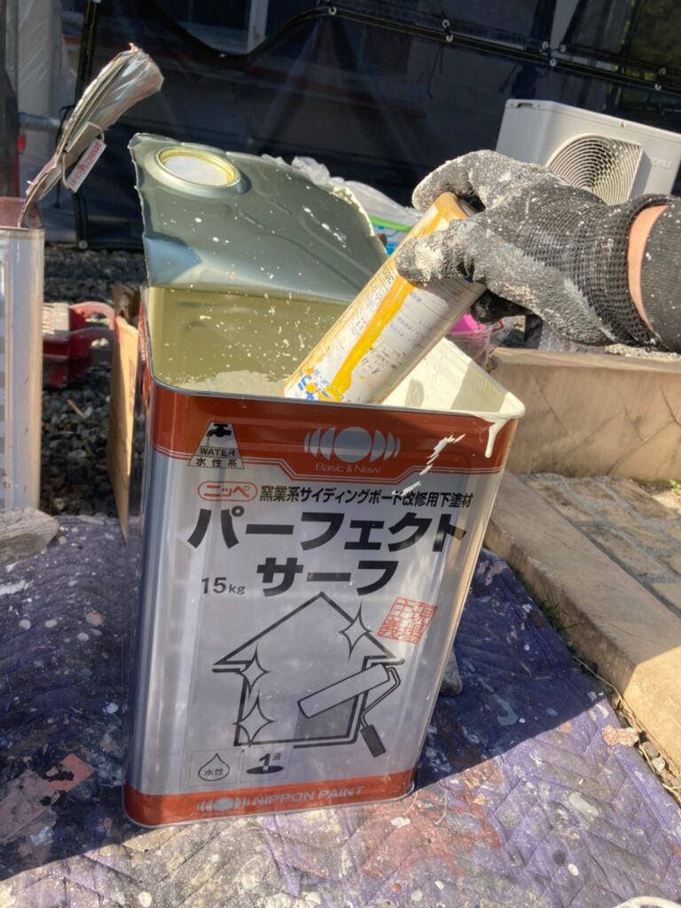 福岡県飯塚市 O様邸【住宅塗装】作業工程:外壁塗装の下塗り2回目 写真2