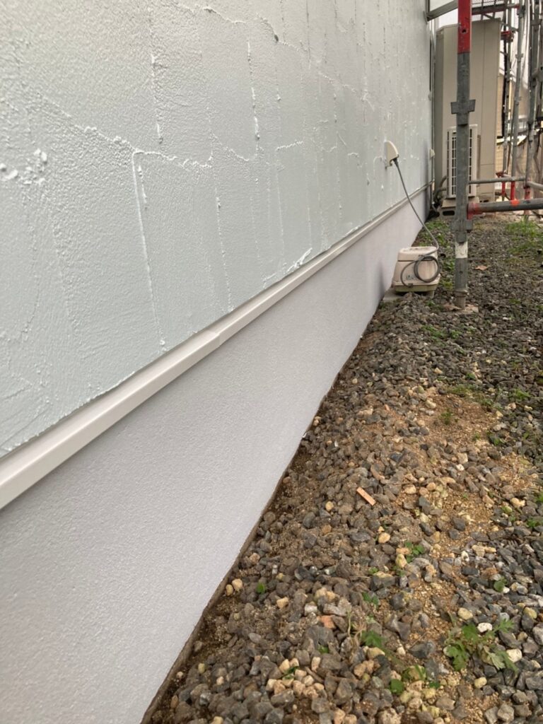 福岡県飯塚市 O様邸【住宅塗装】作業工程:基礎巾木塗装・タッチアップ・清掃 写真6