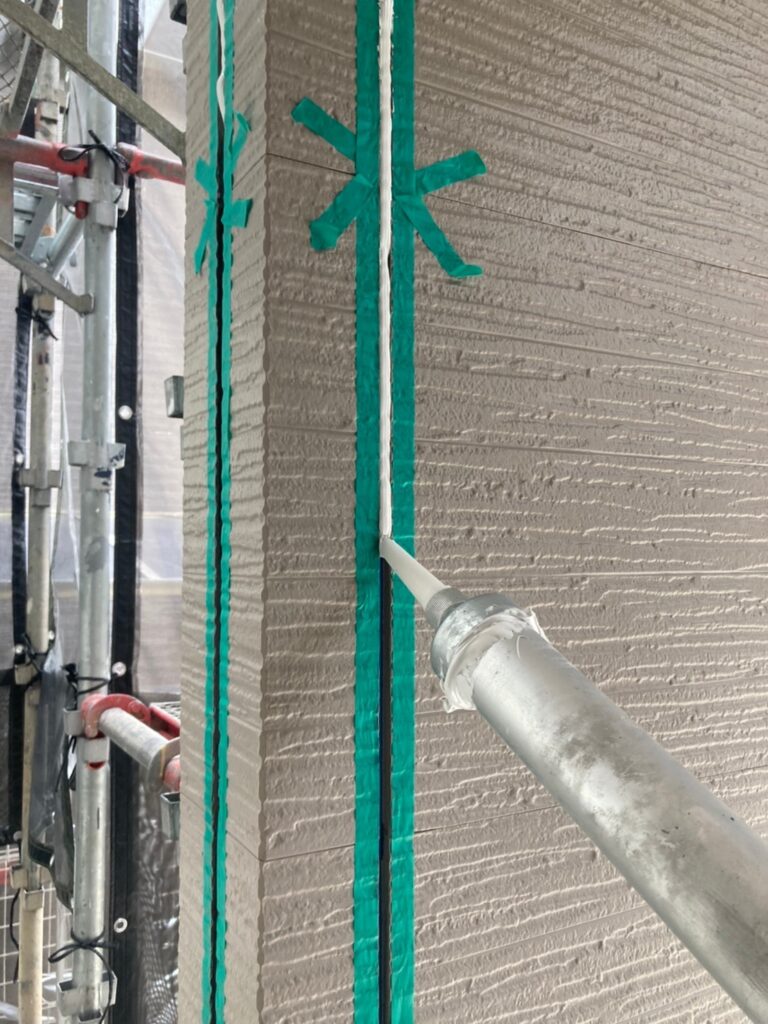 福岡県太宰府市 J様邸【住宅塗装】作業工程:コーキング工事 写真20