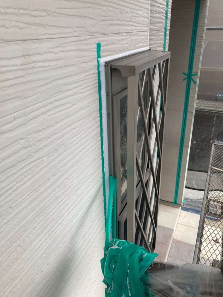 福岡県太宰府市 J様邸【住宅塗装】作業工程:コーキング工事 写真24