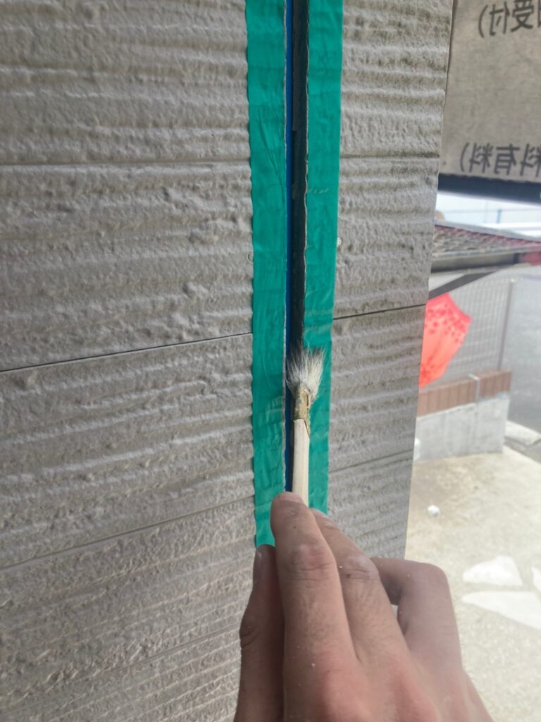 福岡県太宰府市 J様邸【住宅塗装】作業工程:コーキング工事 写真16