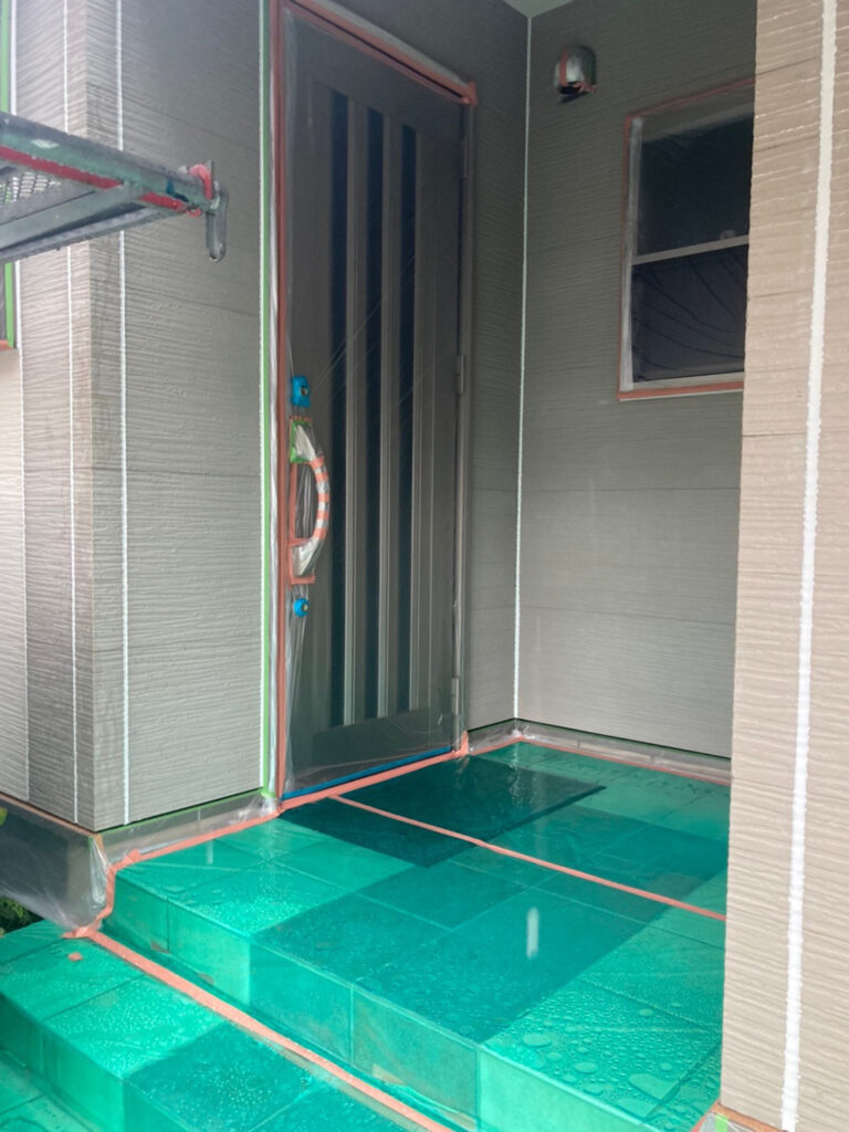 福岡県太宰府市 J様邸【住宅塗装】作業工程:各所養生 写真5