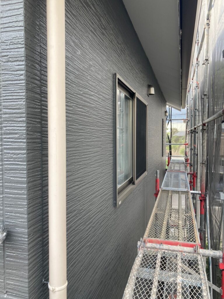 福岡県太宰府市 J様邸【住宅塗装】作業工程:外壁塗装 上塗り 写真27