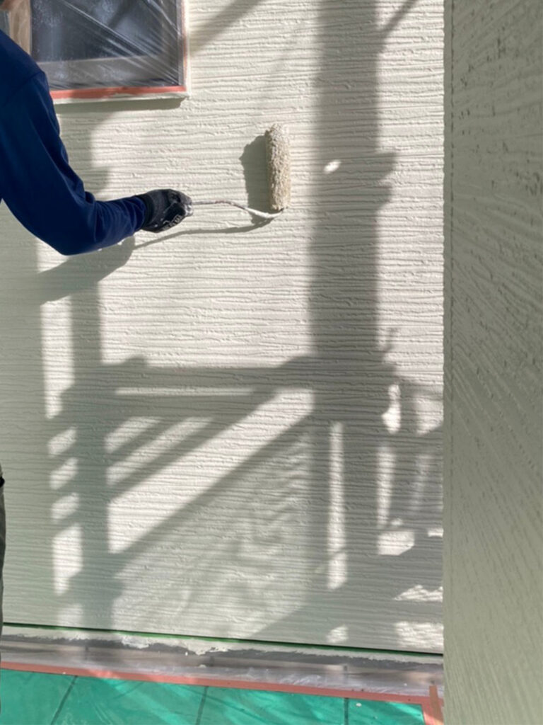 福岡県太宰府市 J様邸【住宅塗装】作業工程:外壁塗装 上塗り 写真22