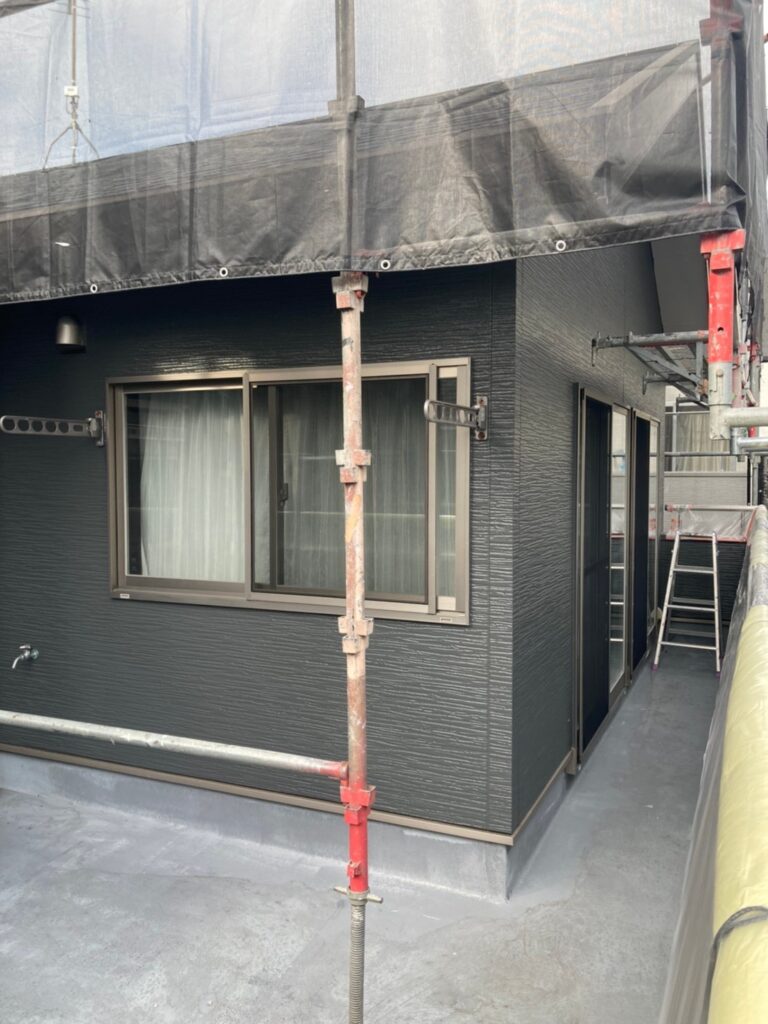 福岡県太宰府市 J様邸【住宅塗装】作業工程:外壁塗装 上塗り 写真26