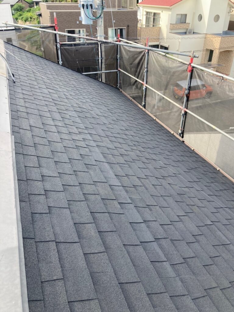 福岡県太宰府市 J様邸【住宅塗装】作業工程:屋根塗装 下塗り 写真6