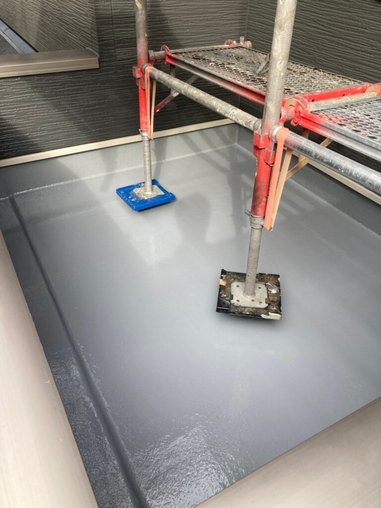 福岡県太宰府市 J様邸【住宅塗装】作業工程:ベランダ防水塗装 写真7